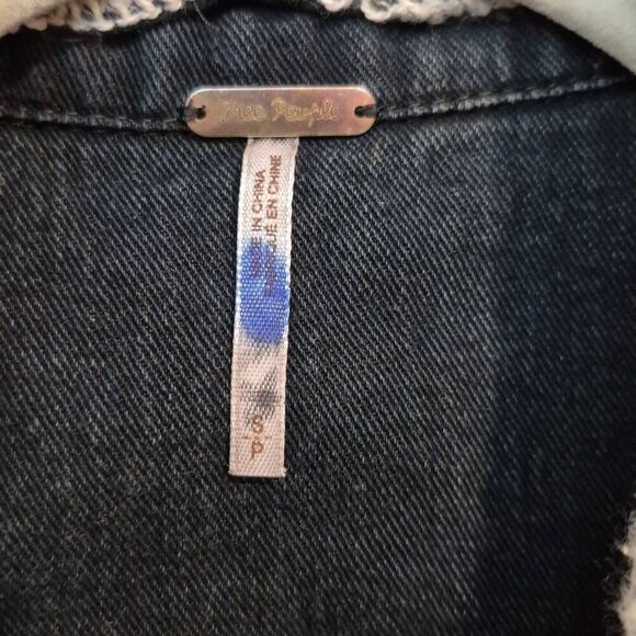 Free People Hooded Denim Jean Knit Distressed Size S - Picture 3 of 7